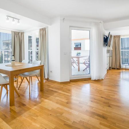 Exclusive Apartment Studentski Grad Sofia Bagian luar foto